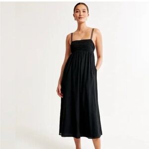 Abercrombie & Fitch Crinkle Textured Maxi Dress